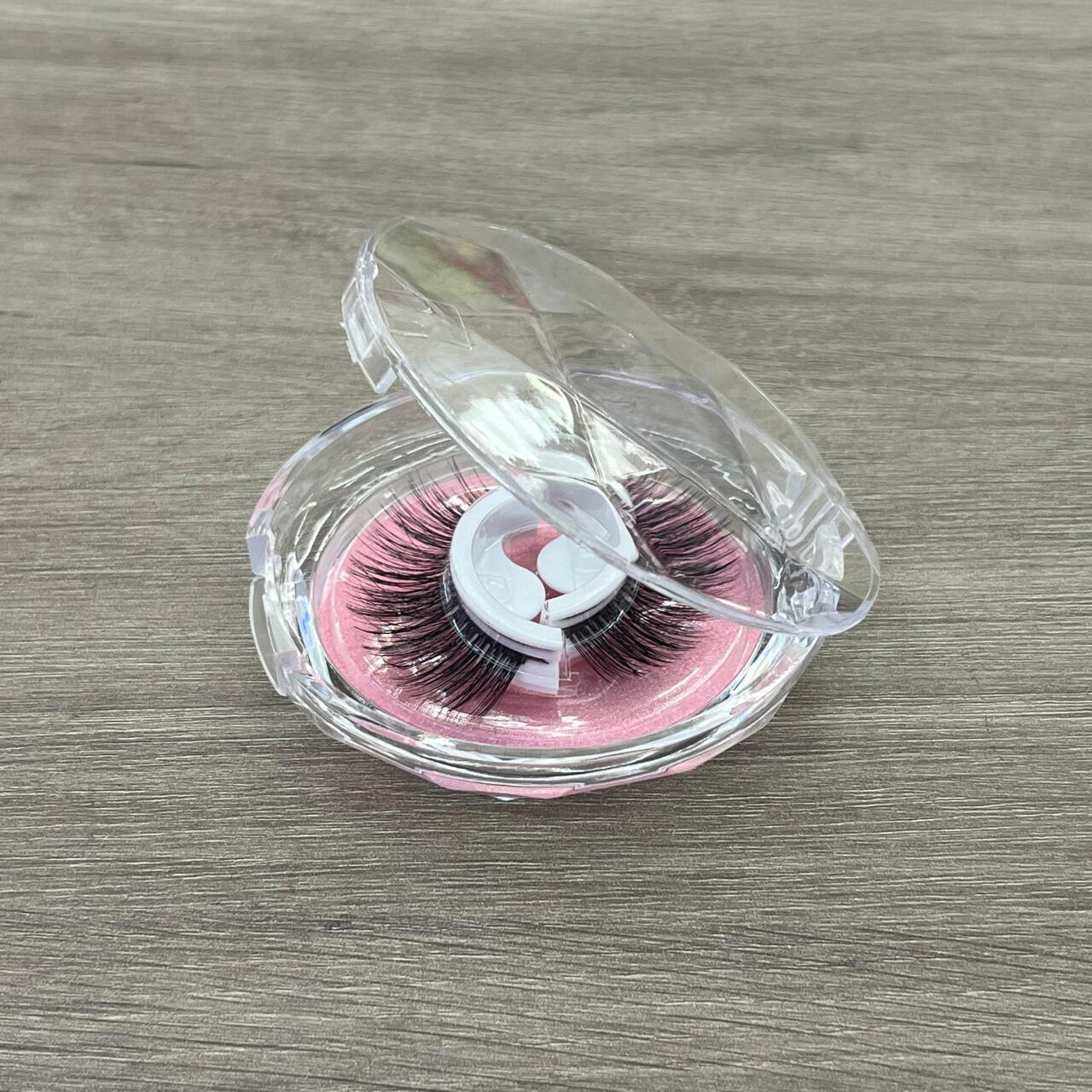 Magnetic Eyelashes